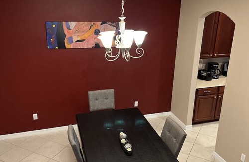 Ocoee House | Cheerful 3/3 townhouse located in Ocoee, FL