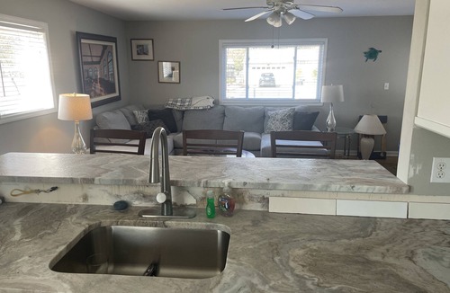 Point Pleasant Beach House | Cheerful house close to the beach