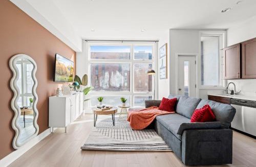 Fairmount Apartment | Chic 1BR in BDC Walk to Metro Direct Subway to FIFA