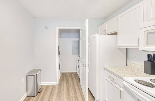 Valley Falls Apartment | Chill & Splash Getaway | Spacious Apt for 8