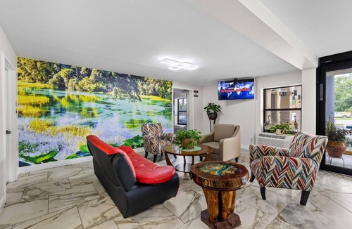 Alachua Hotel | Clarion Pointe Alachua - Gainesville Area