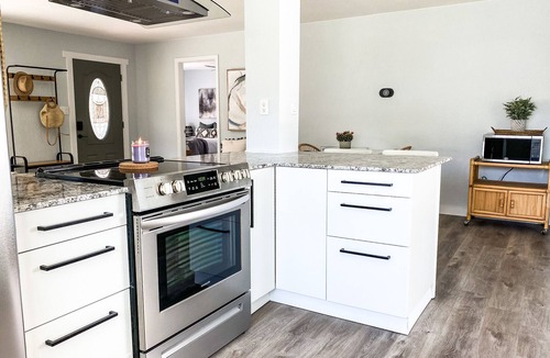 Clearwater House | 🔆Clearwater Coastal Cottage🔆 newly renovated, near beaches & downtown Dunedin