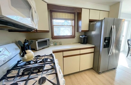 Cape May Condo | Close to Beaches, Restaurants and Shopping