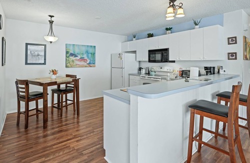 Santo Domingo Villa | CLOSE TO EXEC GOLF COURSES, SHOPPING AND DINING IN SPANISH SPRINGS TOWN SQUARE