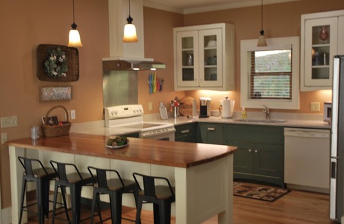 Sylva House | Close to Sylva and WCU, Privacy and Convenience