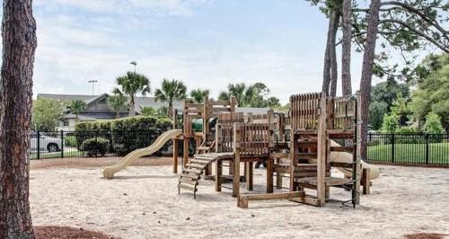 Sawgrass House | Club Views - Pet-friendly 5BR w pool & BBQ patio