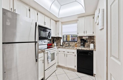 Avon By The Sea Condo | Coastal Bliss: Beachfront Condo w/Balcony, Pool & Near the Pier
