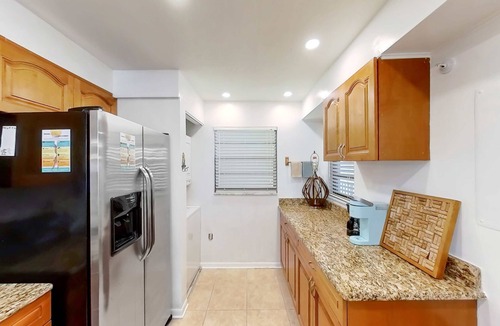 Indian Shores Condo | Coastal condo with beach and pool access balcony WD central air and water views