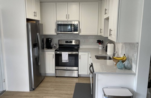 Bradenton House | Coastal Cottage House 1 - Close to Beaches! Welcome to Paradise!