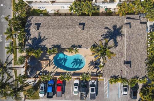 Redington Shores Apartment | Coconut Villa Suite 2