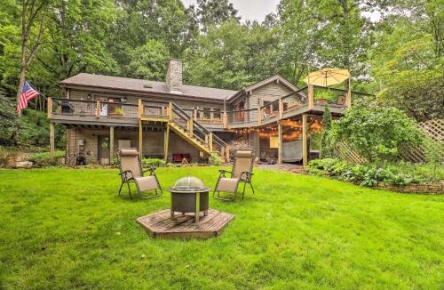 Canton House | 'Cold Mountain Reflections' Cabin w/Game Room!
