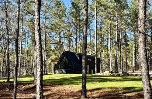 Elberton Cabin | Coldwater Cove - New Zook Cabin on 19 Acres