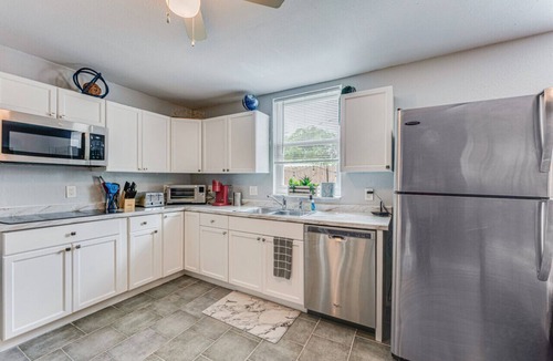 St. Petersburg House | Come enjoy this unique Mother In-Law Suite