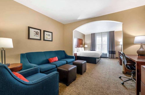 Tavares Hotel | Comfort Inn & Suites Tavares North
