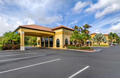 Sun City Center Hotel | Comfort Inn Sun City Center - Tampa South