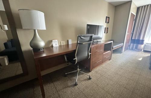Dunnellon Hotel | Comfort Suites Dunnellon near Rainbow Springs
