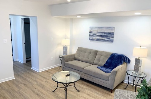 South Baltimore Apartment | Comfy Cozy 2BD/1.5BA apt in Federal Hill
