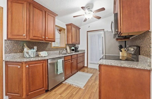 Isle of Palms House | Comfy Mayo Retreat: Pool & Close to Beach