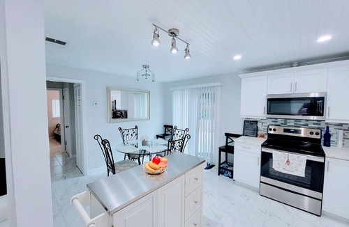 Temple Crest House | Complete Remodel Charmin home near bush garden,hard rock casino, Moffitt,Usf!