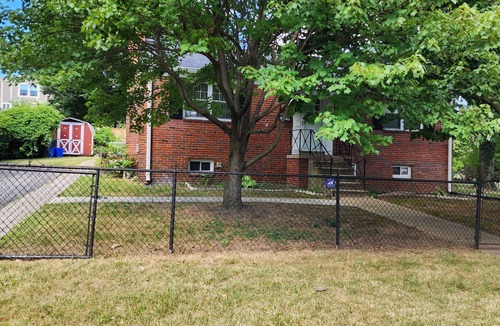 Silver Spring House | Convenient/family friendly home with yard driveway