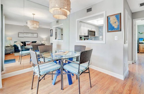 Bradenton Beach House | Coquina Reef 11