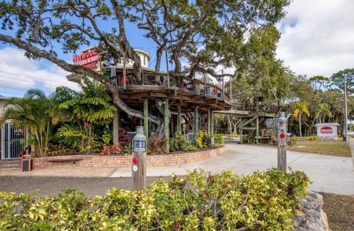 New Smyrna Beach House | Coronado Arms Condominiums B-18