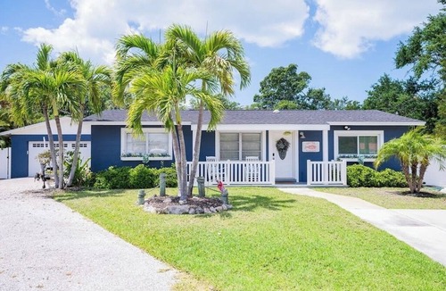 Cortez House | Cortez - Canal-Front, Pets, in Cortez with Direct Water Access