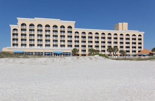 Jacksonville Beach Hotel | Courtyard by Marriott Jacksonville Beach Oceanfront