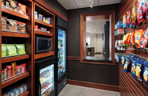 Biggar Hotel | Courtyard by Marriott Fort Myers I-75/Gulf Coast Town Center