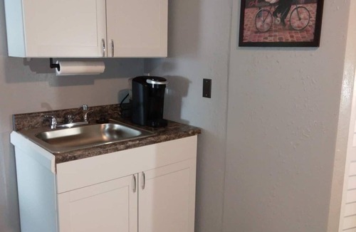 Clearwater Apartment | Cozy Clearwater Suite - Serene w/Private Entry