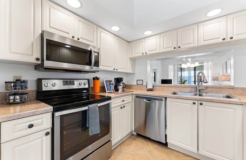 South Bradenton Apartment | Cozy Corner. Minutes to Anna Maria Island+