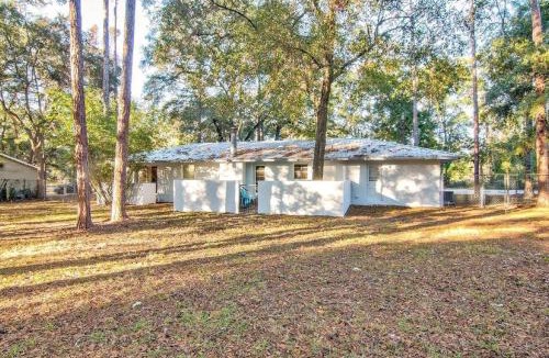 Gainesville House | Cozy Country Escape less than 6 miles from UF
