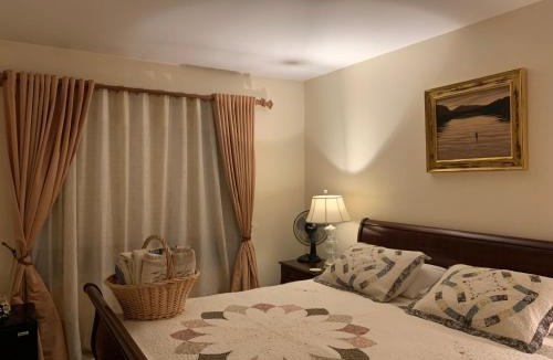 Danboro House | Cozy Furnished Room Near Downtown Doylestown