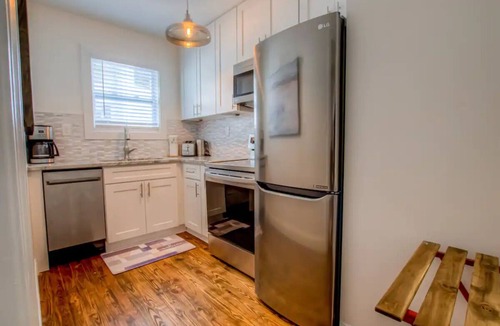 Downtown Historic District Apartment | Cozy Guest Apartment in the ♥️ of Historic St Aug with Free Parking