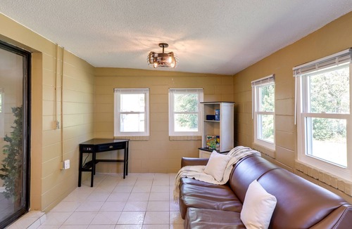 Silver Springs Shores House | Cozy Ocala Home w/ Game Room ~ 11 Mi to Downtown!
