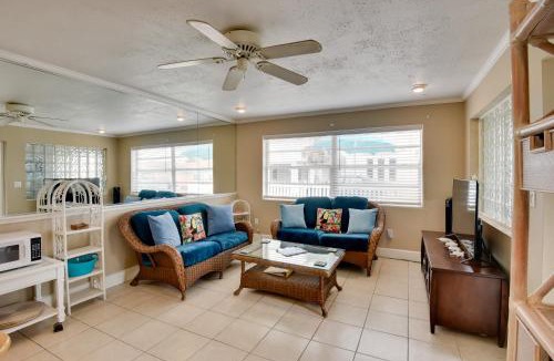 Neptune House | Cozy Ormond Beach Bungalow: Steps to the Sand