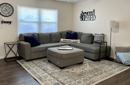 Zephyrhills House | Cozy Quiet Home with Free Parking