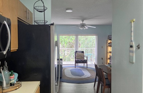 Holly Hill Apartment | Cozy Retreat! 2-bedroom apartment in Daytona Beach