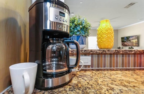 Port Tampa City Apartment | Cozy Spacious Family Friendly Home Away From Home