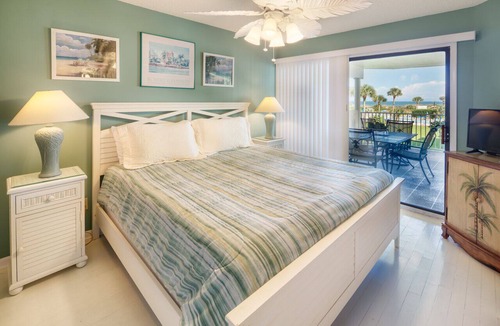 Butler Beach Condo | CRC 3201 - Retro Condo with Ocean View