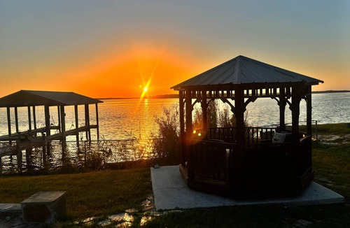 Crescent City House | Crescent Lake Cabin
