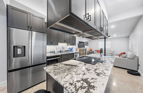 South Daytona House | Crews Quarters - Daytona Beach Oceanfront Vacations, Inc