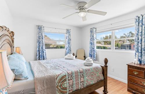 Clearwater House | Curly Sunshine Clearwater