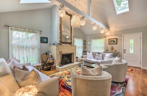 Springs House | Cute East Hampton Cottage w/Patio - Walk to Beach