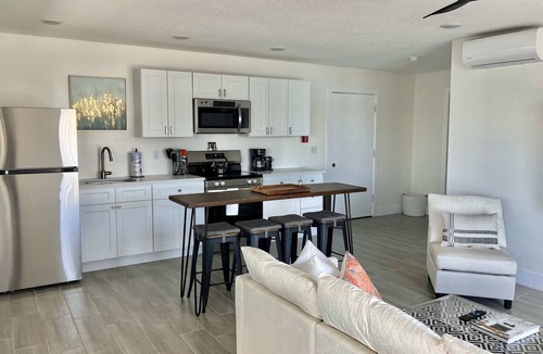 Bay Esplanade Apartment | CWB Retreats at Bayside Suite 2 & View 3