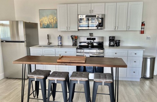 Bay Esplanade Apartment | CWB Retreats at Bayside Suite 2 & View 3