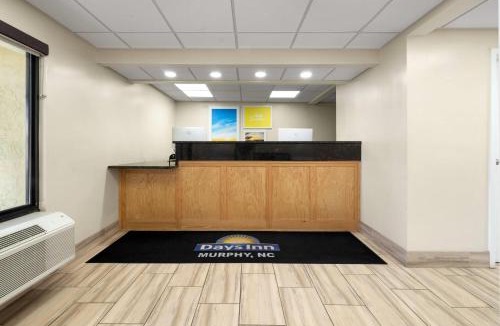 Murphy Hotel | Days Inn by Wyndham Murphy