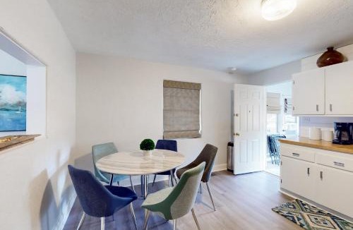 Rio Vista House | Daytona Pearl Cottage