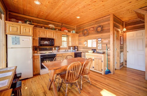 Helen Cabin | Deer Creek at Sunset Peak - 10% OFF or 4th Night Free - Ask for details