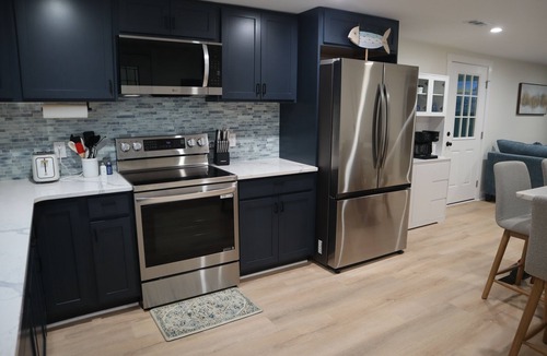 Supply House | Deja Blue at the beach! within 1.5 mile from the beach with boat parking!